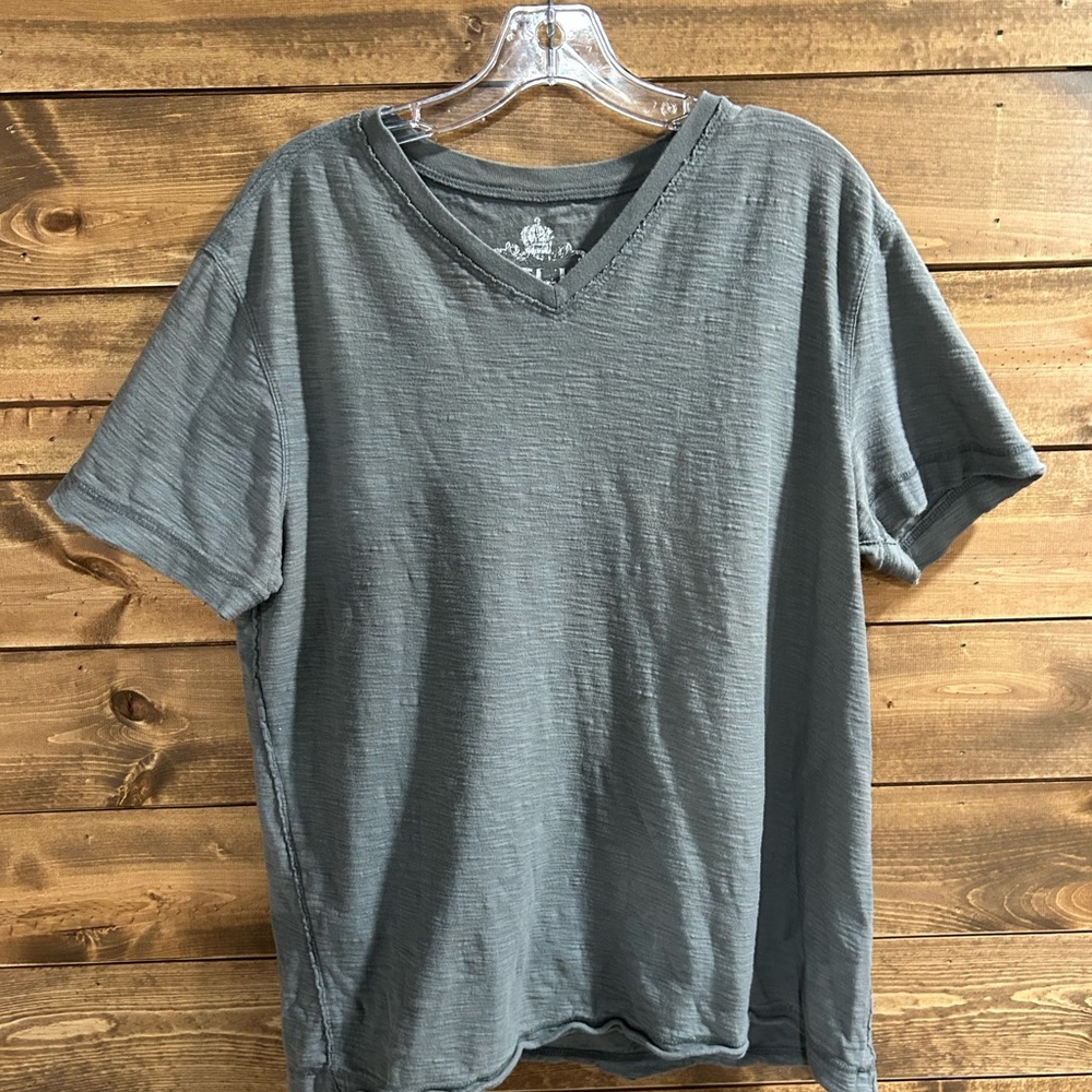 Men's Gray V-Neck Shirt